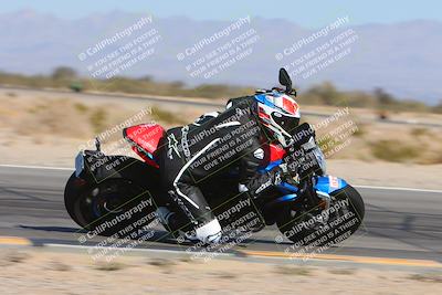 media/Jan-18-2024-Racers Edge (Thu) [[008952c709]]/B Group/Session 2 (Turn 15 Inside)/